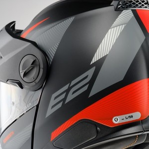 SCHUBERTH E2 DEFENDER RED #2